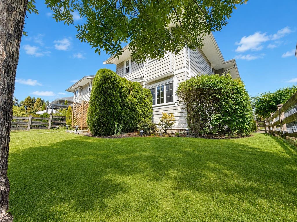 Photo of 12161 237 Street #62, Maple Ridge, BC V4R 0E7 (MLS # R3149473)
