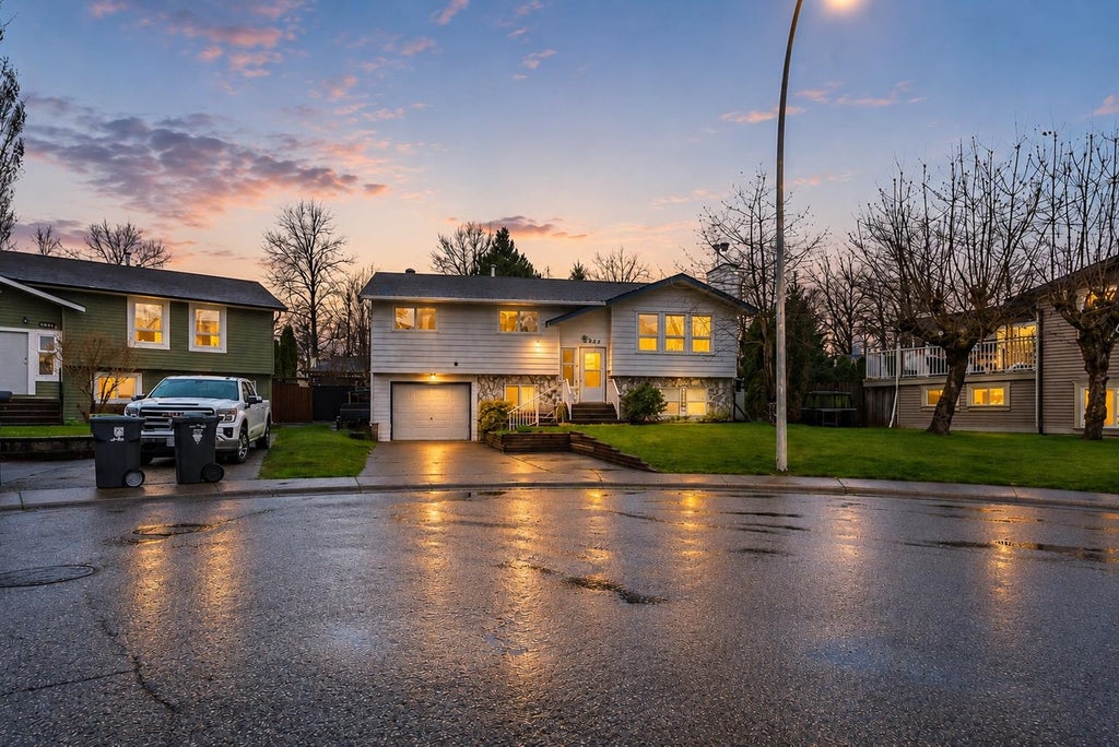 Photo of 26824 Alder Drive, Langley, BC V4W 3G9 (MLS # R3164392)