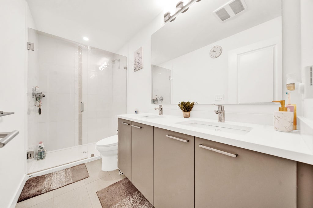 Photo of 20834 80 Avenue #B208, Langley, BC V2Y 3M5 (MLS # R3131891)