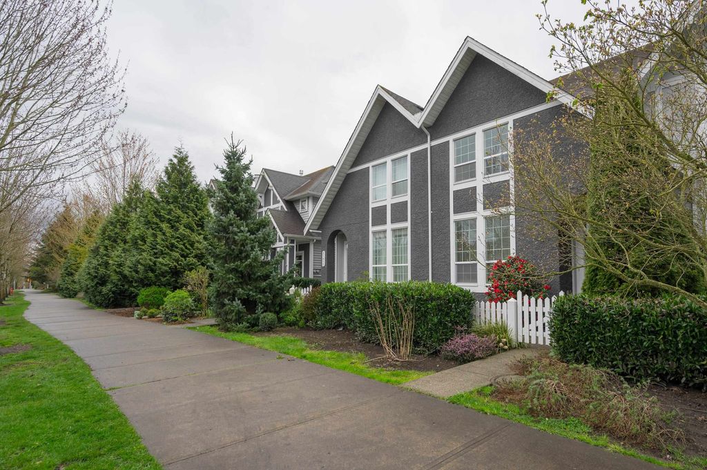 Photo of 21008 80 Avenue, Langley, BC V2Y 0H6 (MLS # R3110031)
