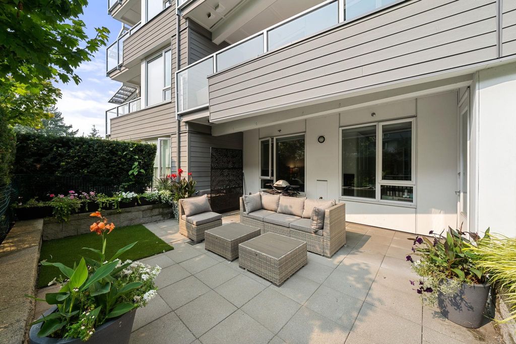 listing image 1102926273340417933