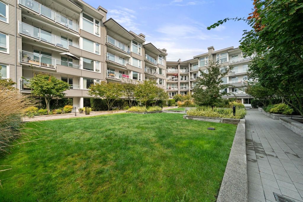 listing image 1101092657135495376