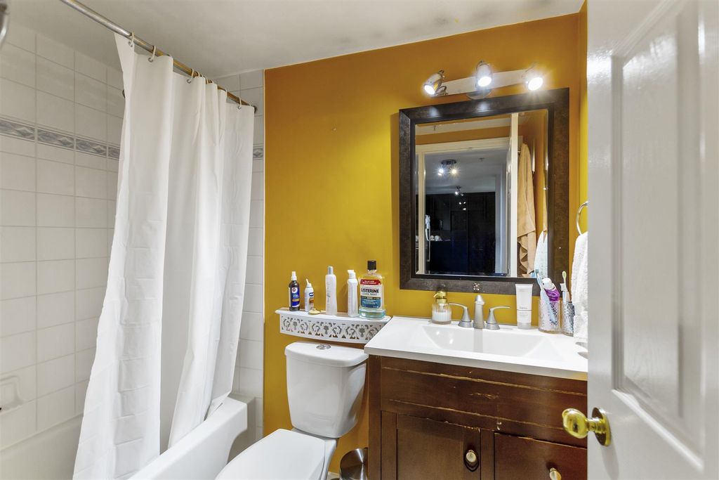 listing image 1101852786932119314