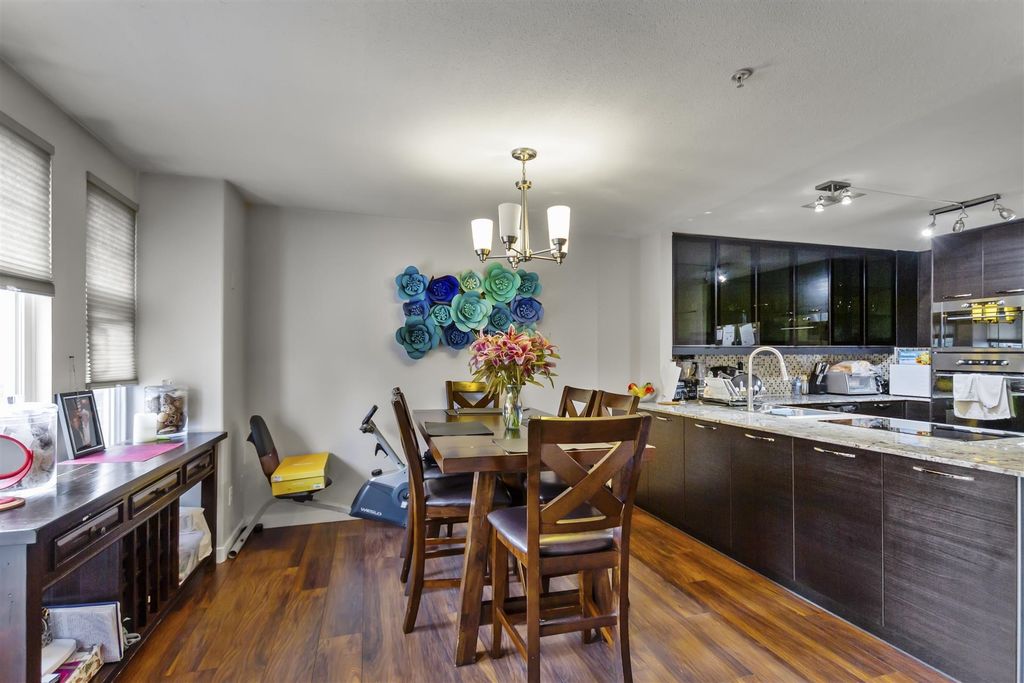 listing image 1100532326760138024