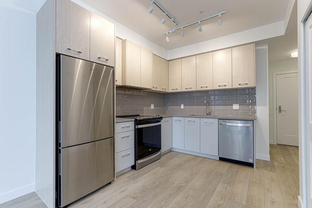 listing image 1102022754165053836