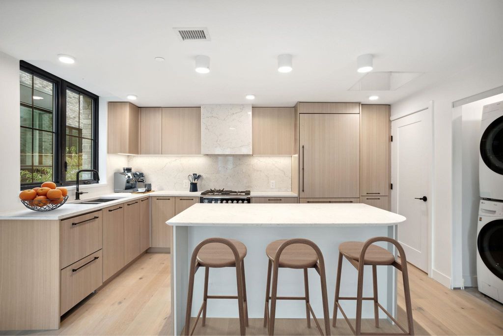 listing image 1106307155762977299