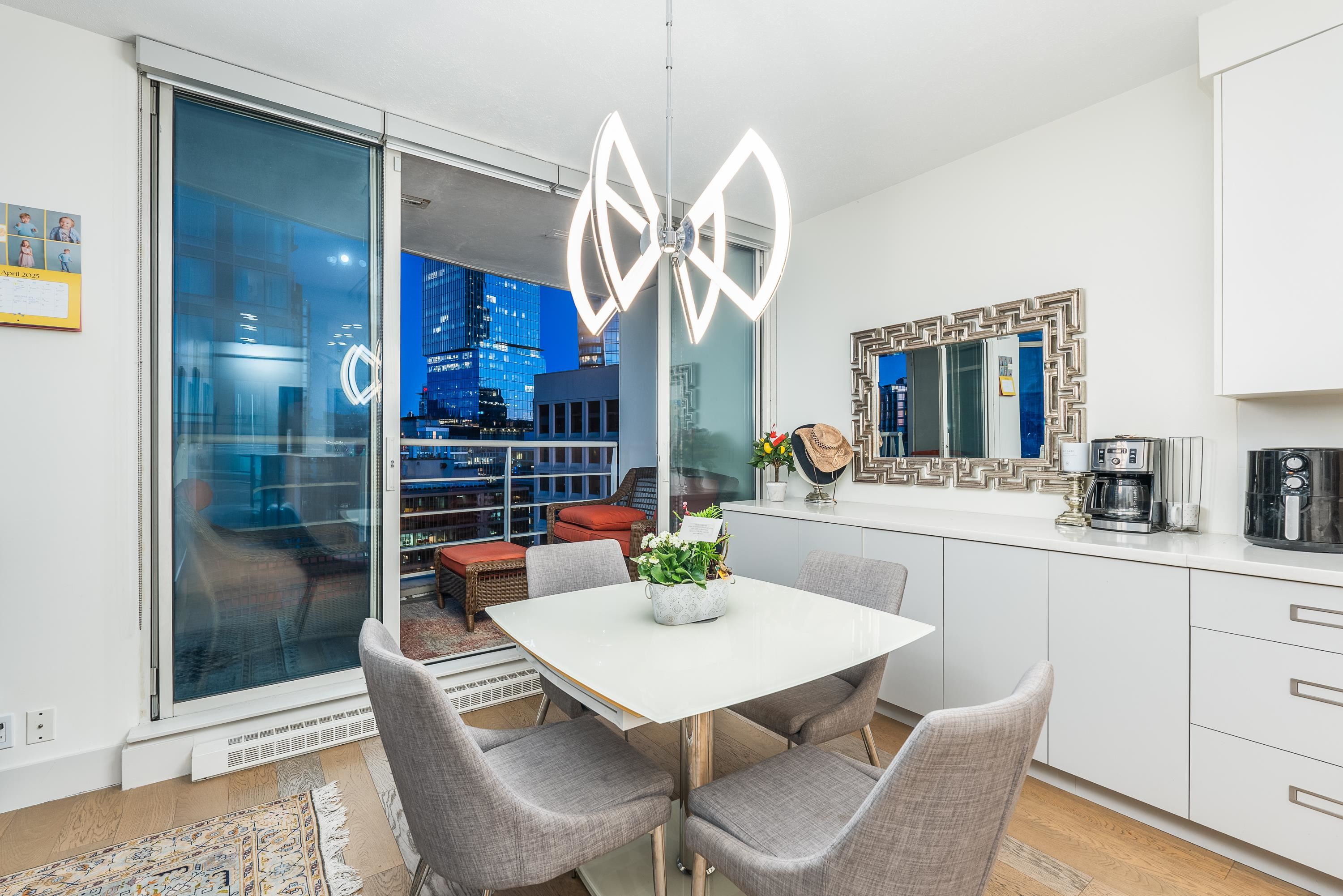 1200 Alberni Street 2303