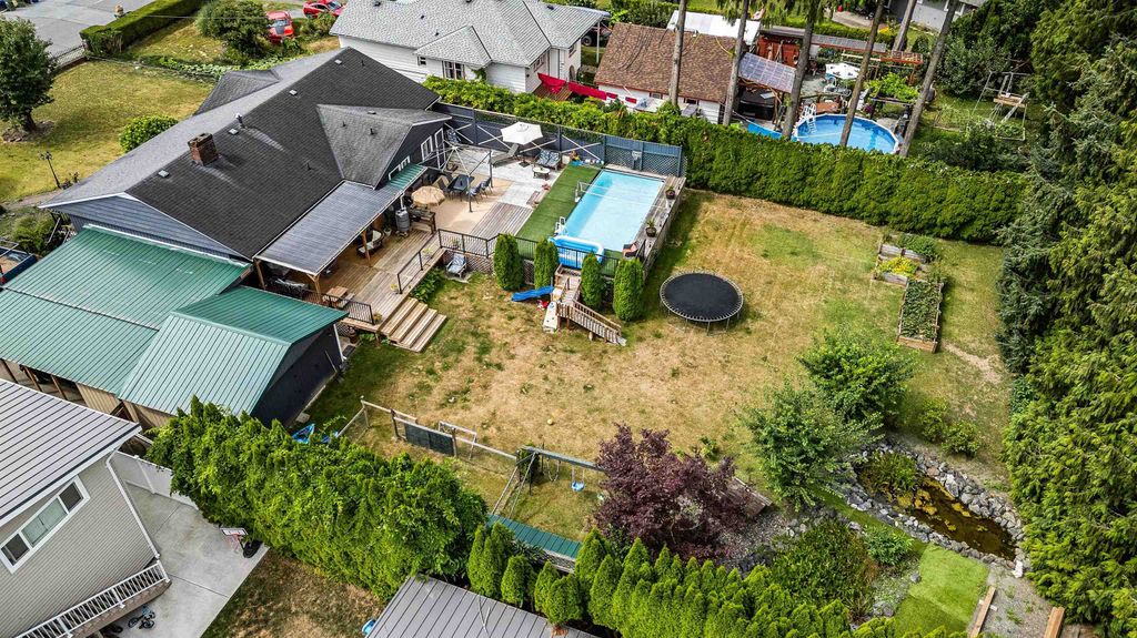 Photo of 46465 Brooks Avenue, Chilliwack, BC V2P 1C6 (MLS # R3144720)