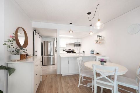 385 Ginger Drive 8 New Westminster BC V3L 5L6