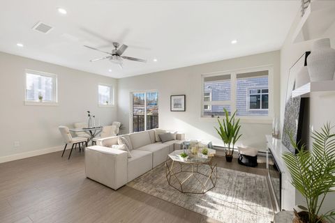 14391 61a Avenue 2 Surrey BC V3X 1A4