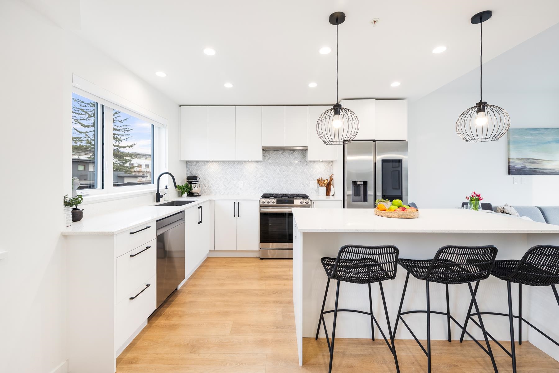 545 E 2nd Street 444