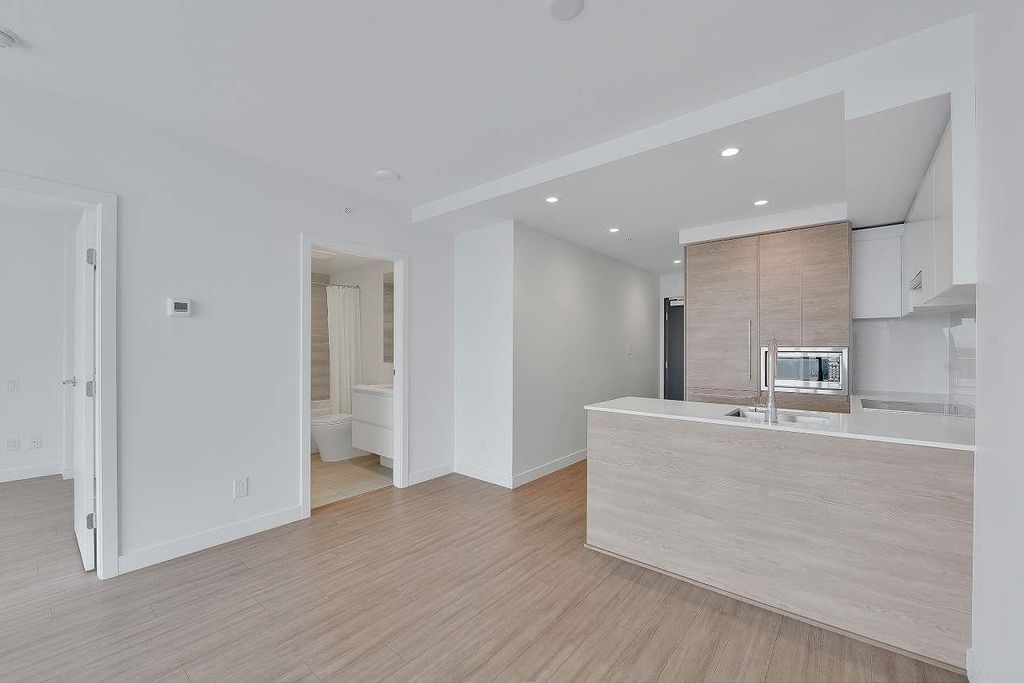 listing image 1100663295671177661