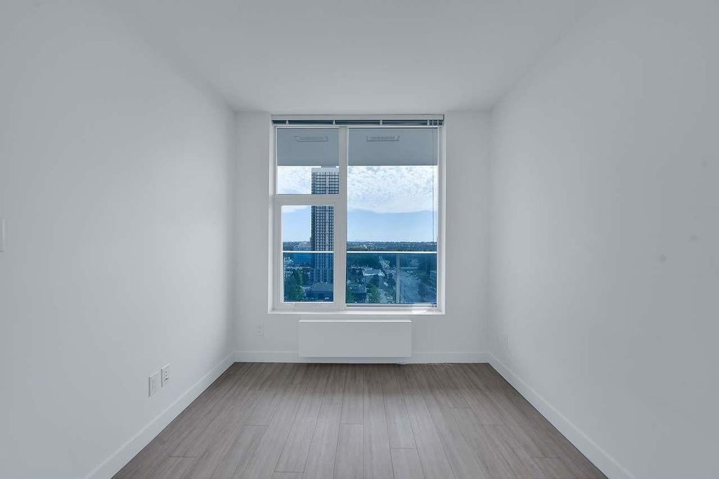 listing image 1100847488841032392