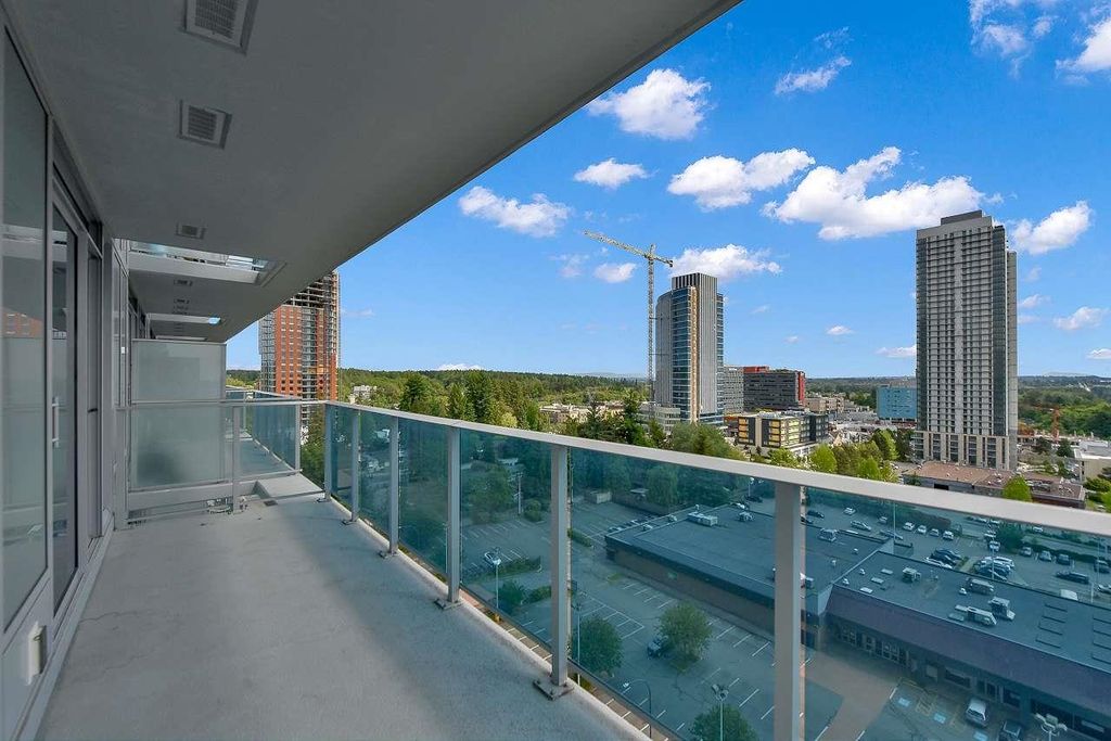 listing image 1101789522917245703