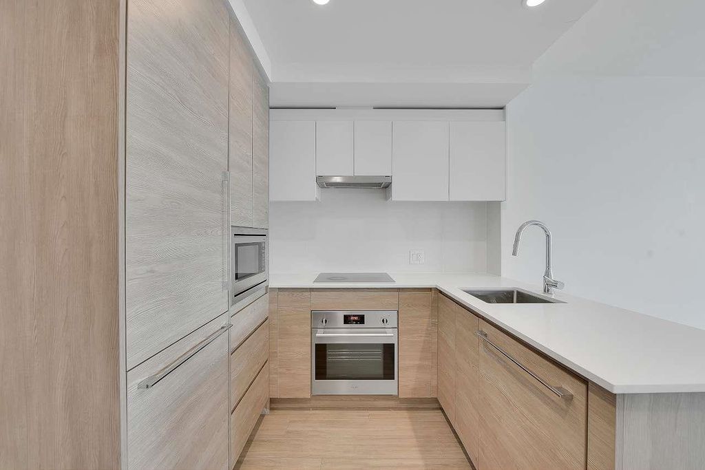 listing image 1102423778896313422