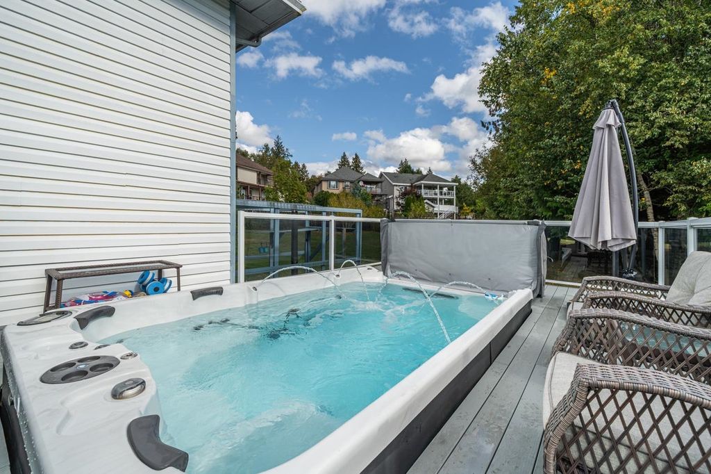 listing image 1105784530338117265