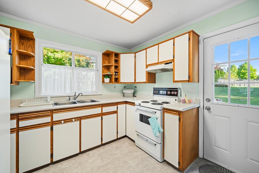 listing image 1104090349853151646