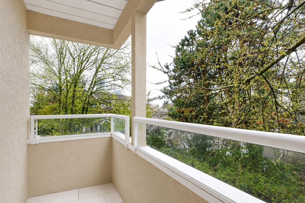 listing image 1100430308426417098