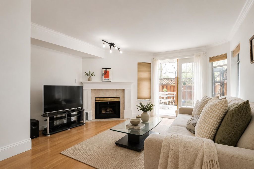 listing image 1104643750027340710