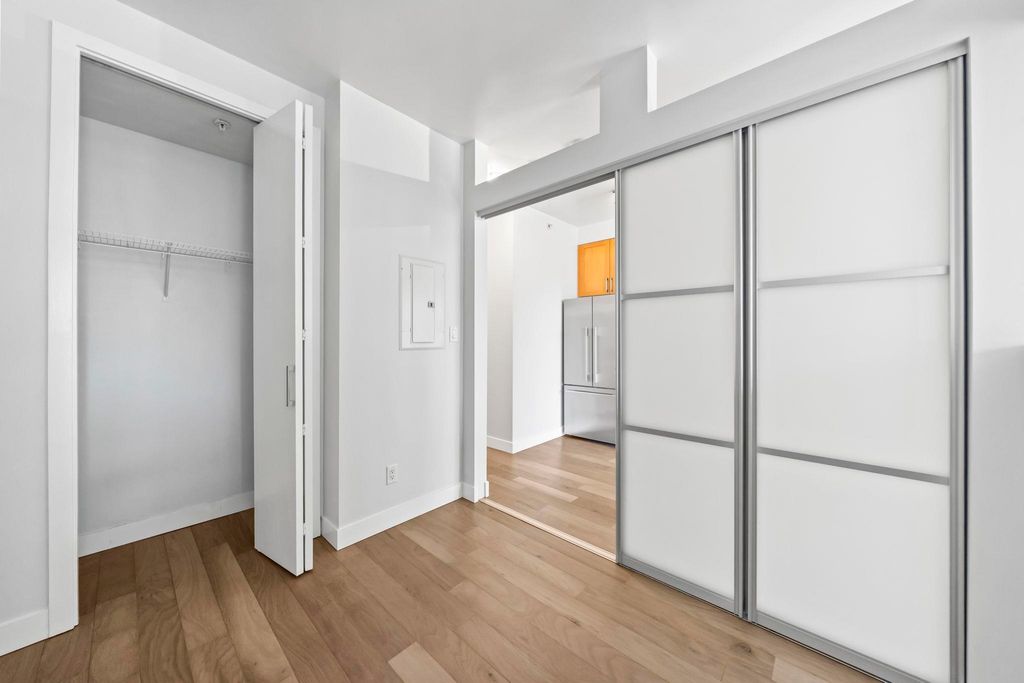 listing image 1107569009308158954