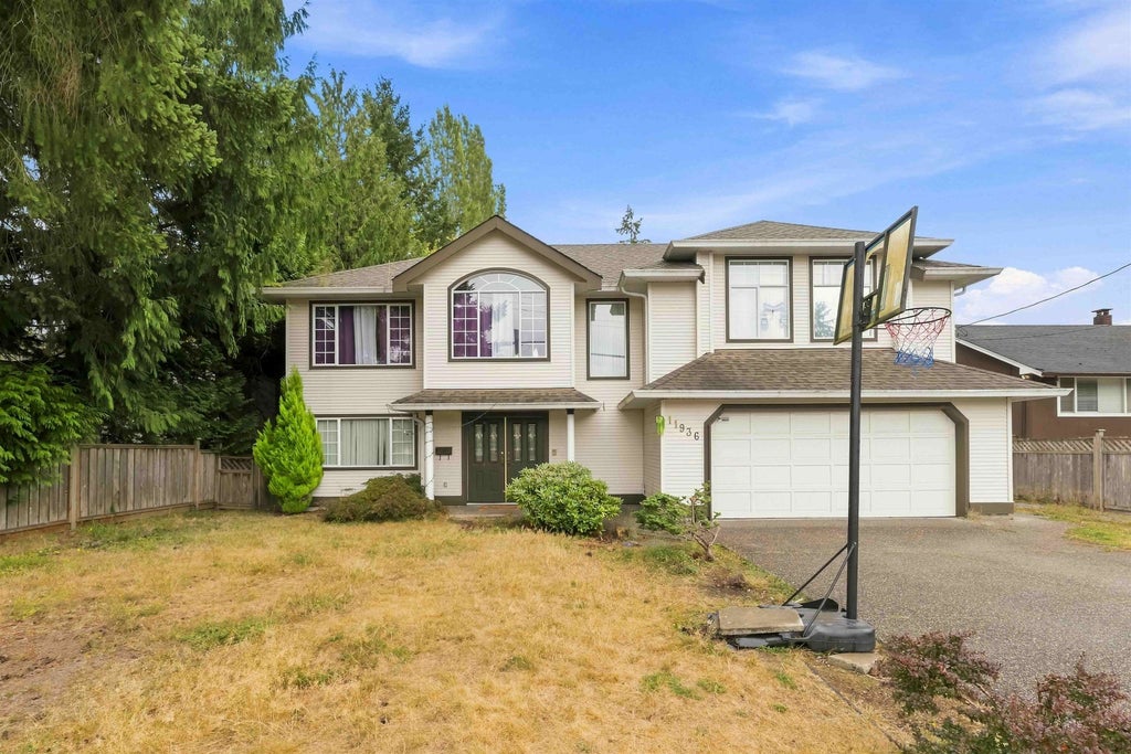Photo of 11936 236 Street, Maple Ridge, BC V4R 2G2 (MLS # R3156091)