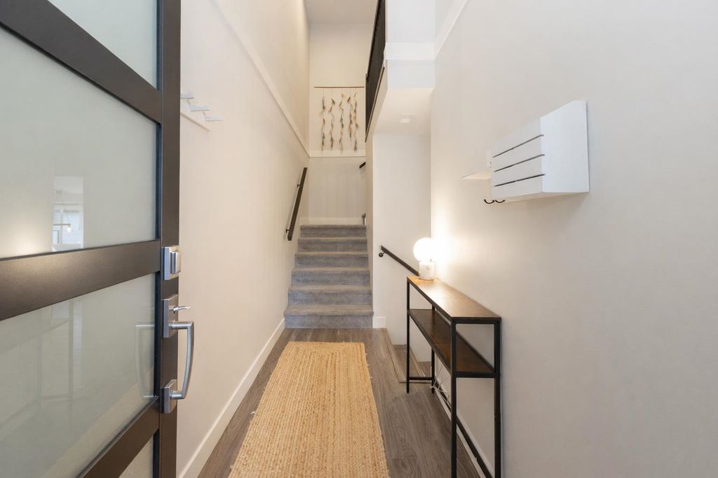 Photo of 43680 Chilliwack Mountain Road #6, Chilliwack, BC V2R 6A6 (MLS # R3102278)