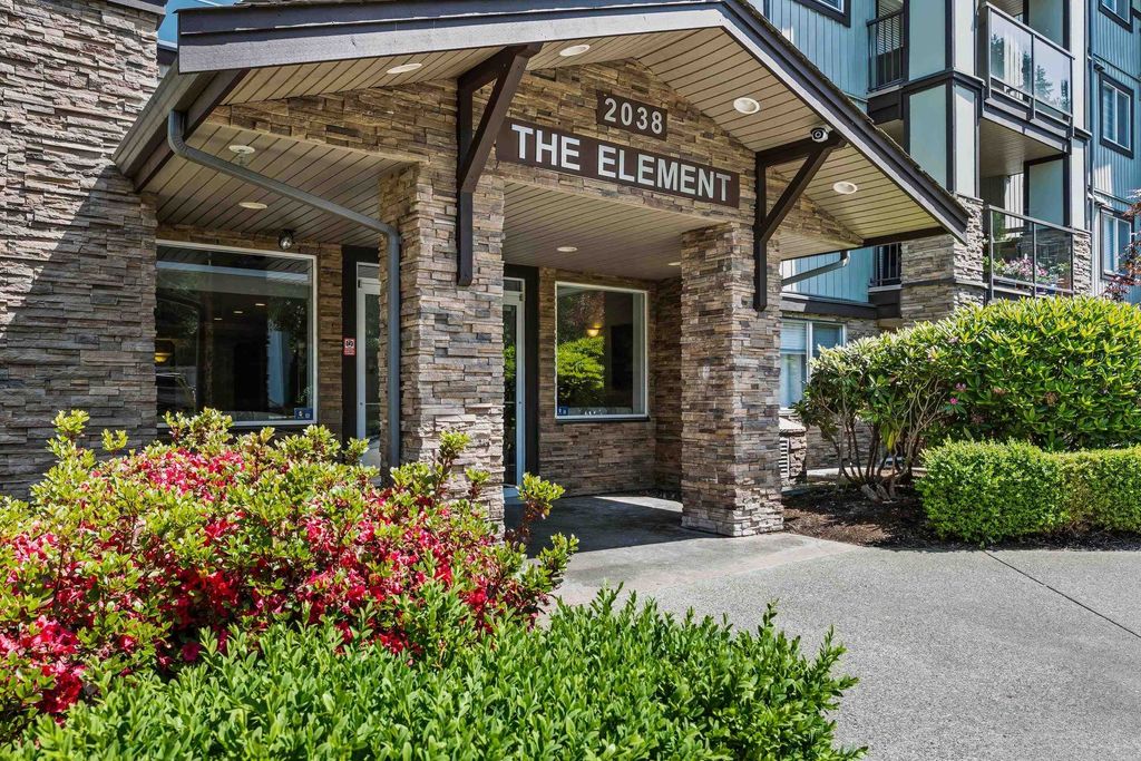 Photo of 2038 Sandalwood Crescent #309, Abbotsford, BC V2S 3H6 (MLS # R3129640)