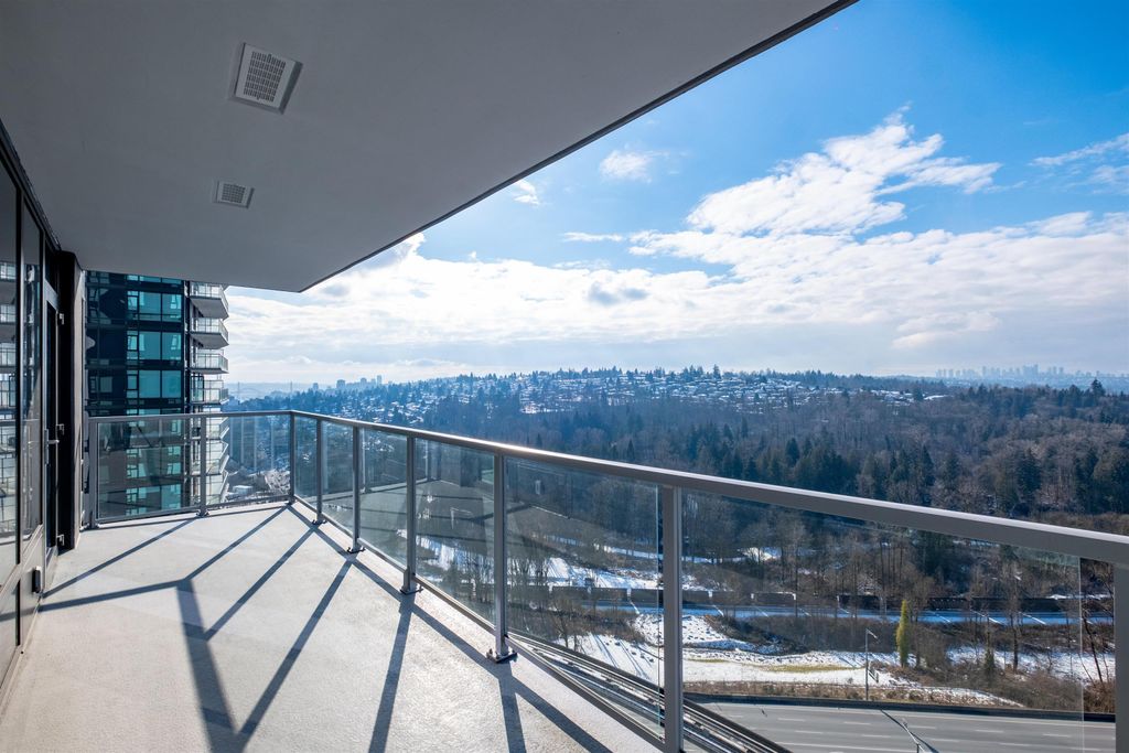 listing image 1104671576890979268