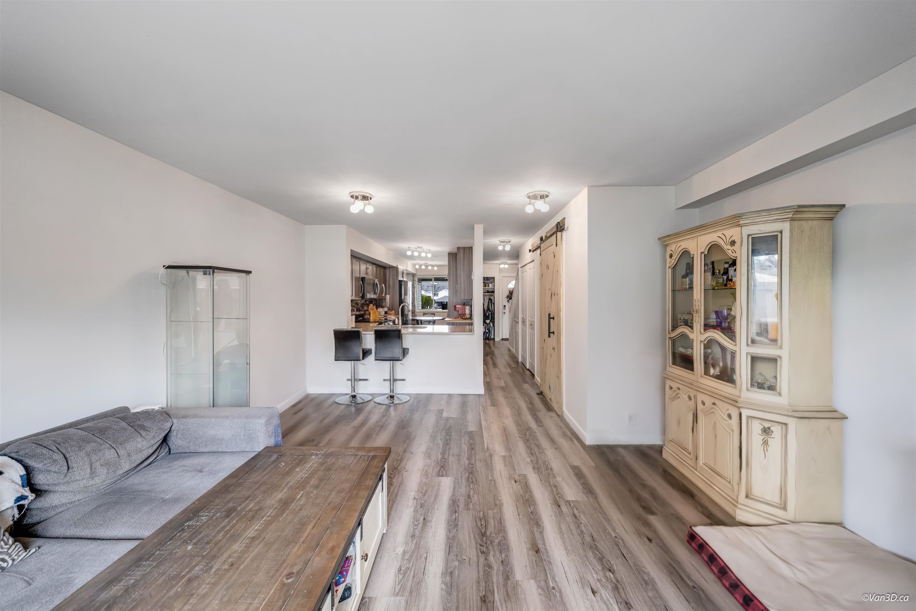 22411 124 Avenue 35