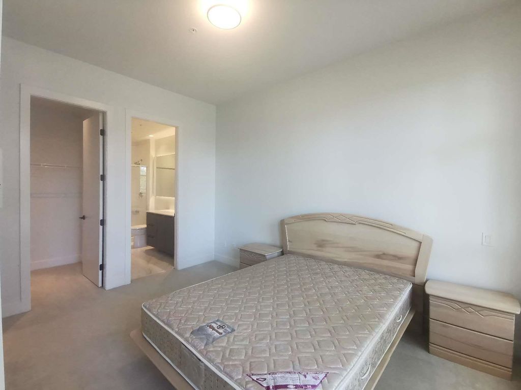 listing image 1107839828505977451