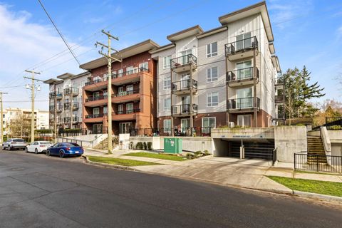5420 208 Street 401 Langley BC V3A 2J9
