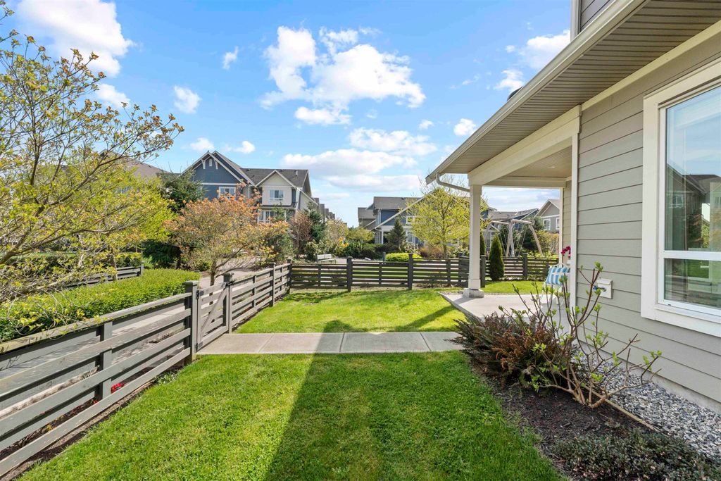 listing image 1104615569815419345