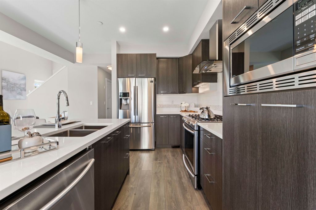 listing image 1100617622583058031