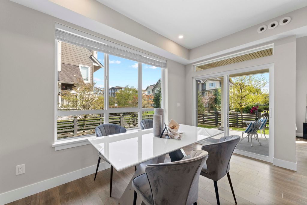 listing image 1106127691427635671