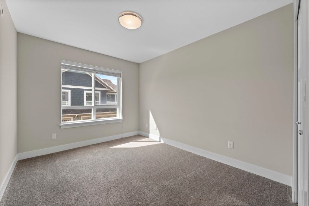 listing image 1109731061602886005
