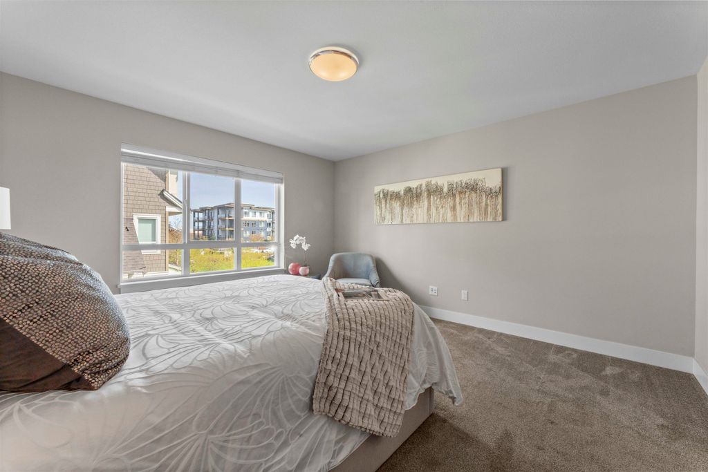 listing image 1102535288107337909
