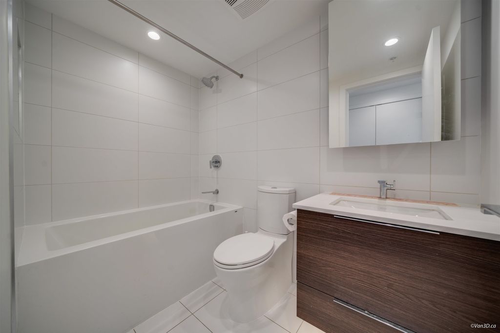listing image 1105157473345047852