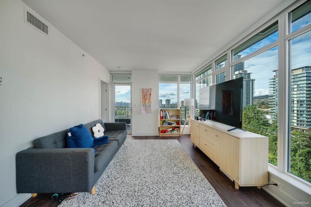 listing image 1102775780810511751