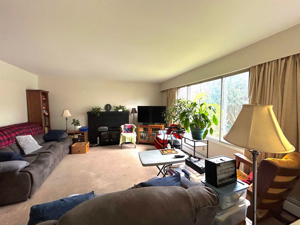 listing image 1108330549463281294