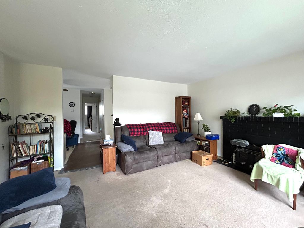 listing image 1103106073601860902