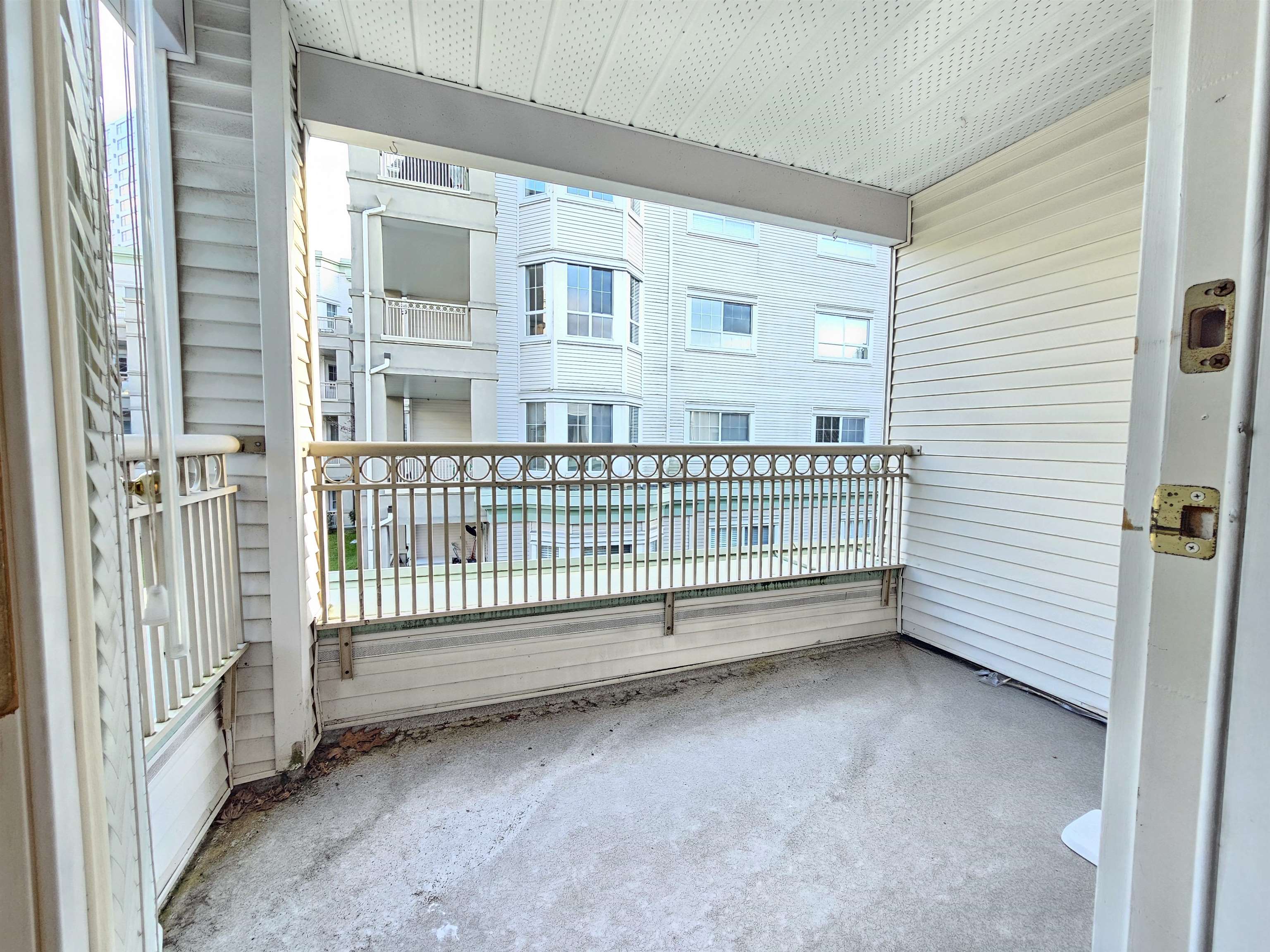 15258 105 Avenue 304