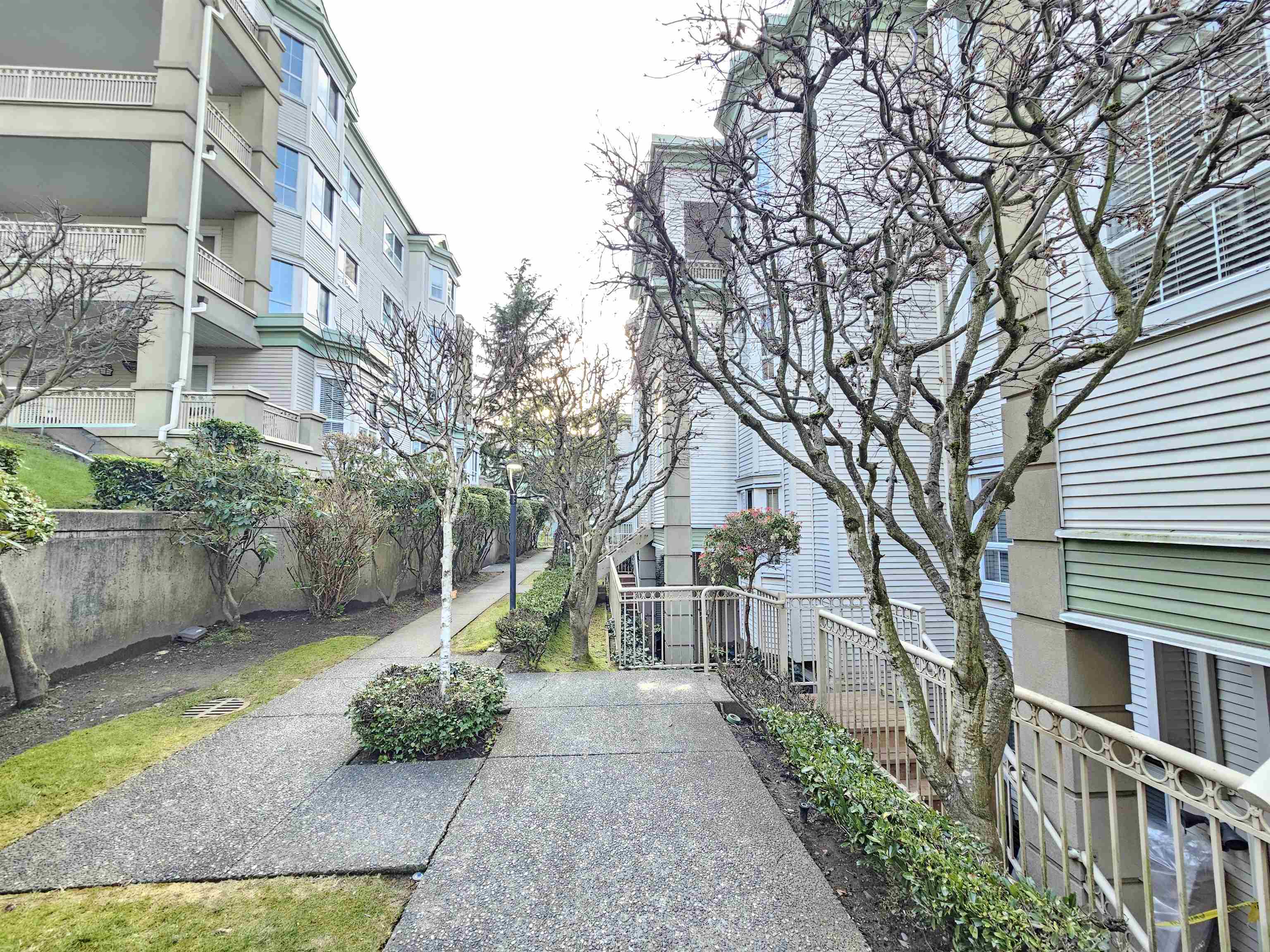 15258 105 Avenue 304