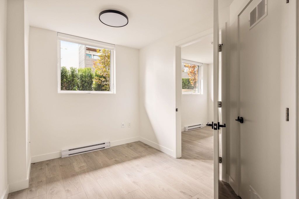 listing image 1108542817825193106