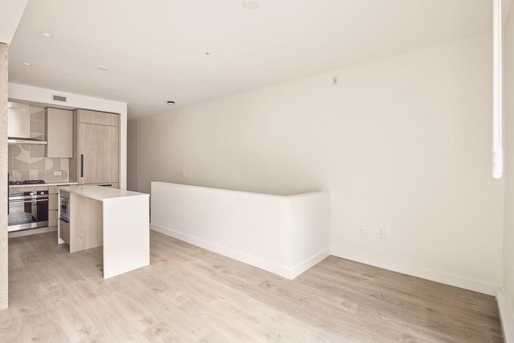 listing image 1106927381739687127