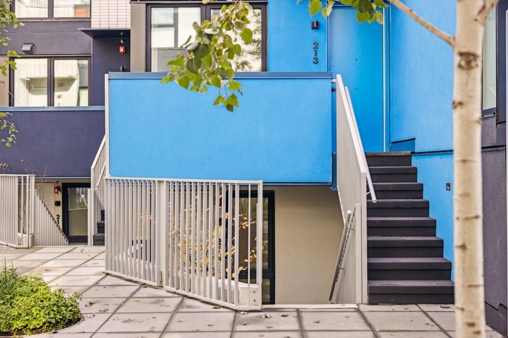 listing image 1107701050918463413