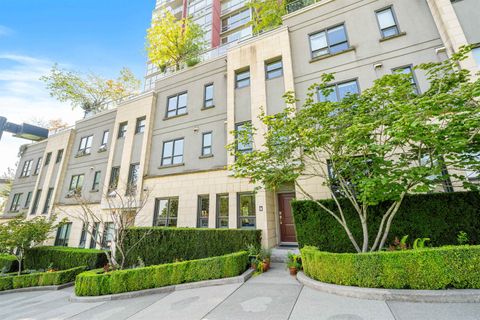 125 Columbia Street TH4 New Westminster BC V3L 0G8