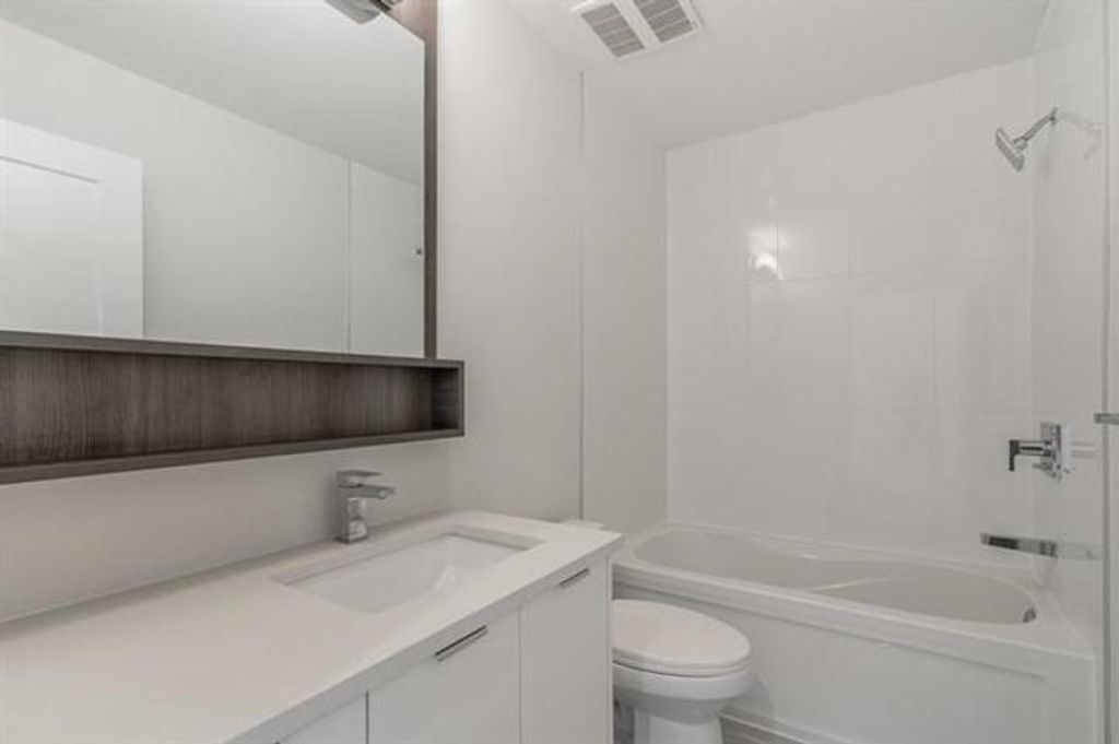 listing image 1103558924329658663