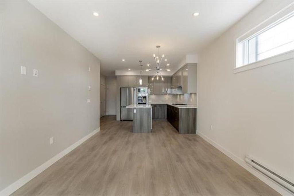 listing image 1105394081650648331