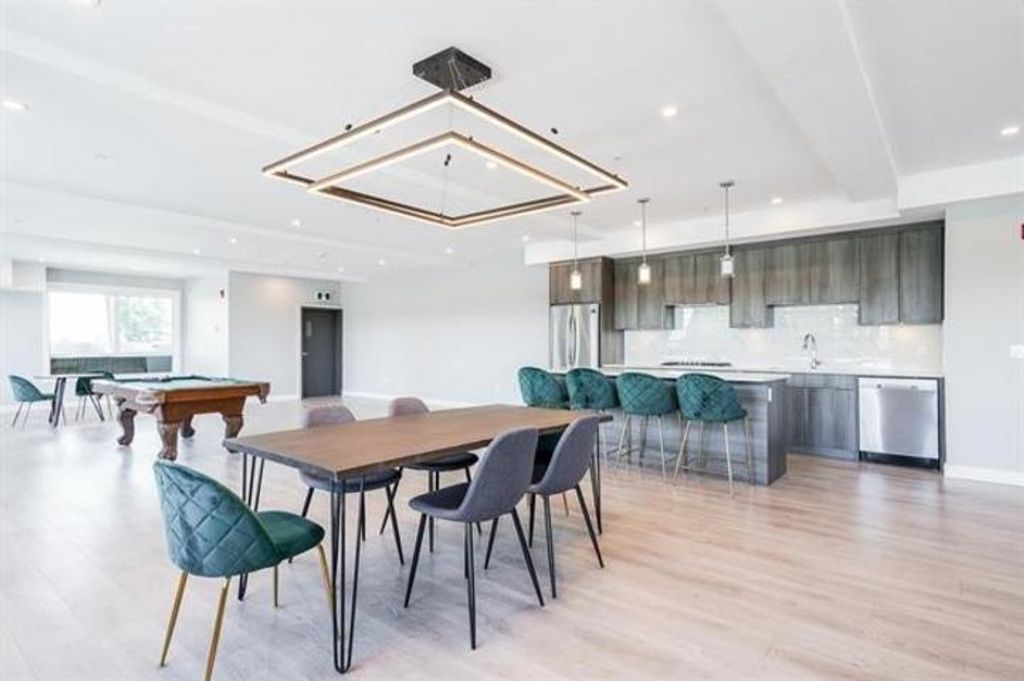 listing image 1106516693391414889