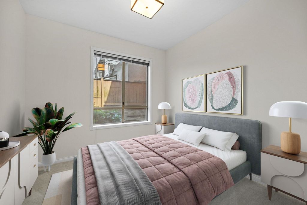 listing image 1109072232042251971